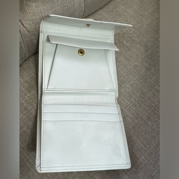 Versace - Gianni Versace vintage white leather Bi folded wallet - Picture 8 of 11